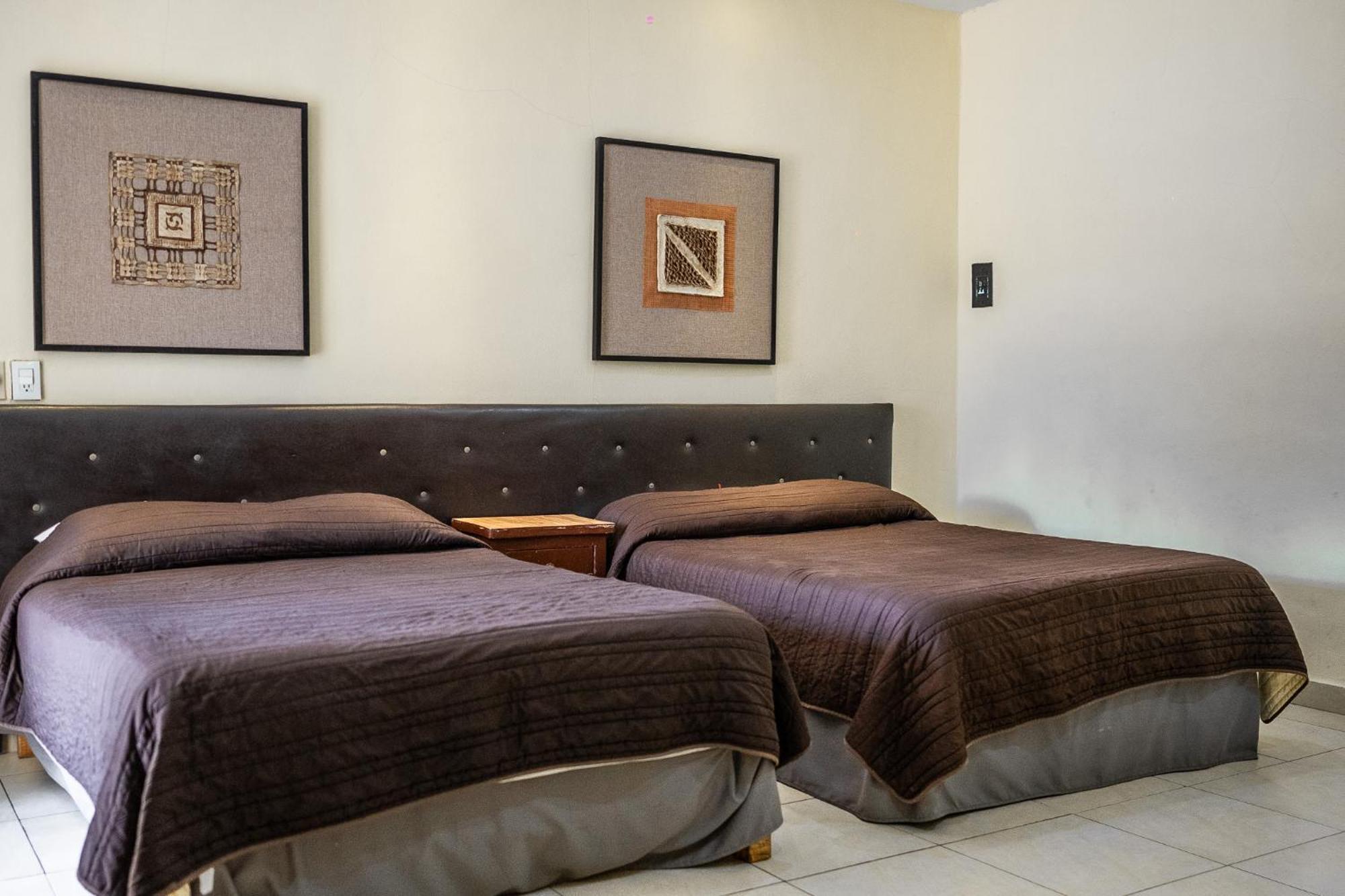 Hotel Maria De La Luz Valladolid  Ngoại thất bức ảnh