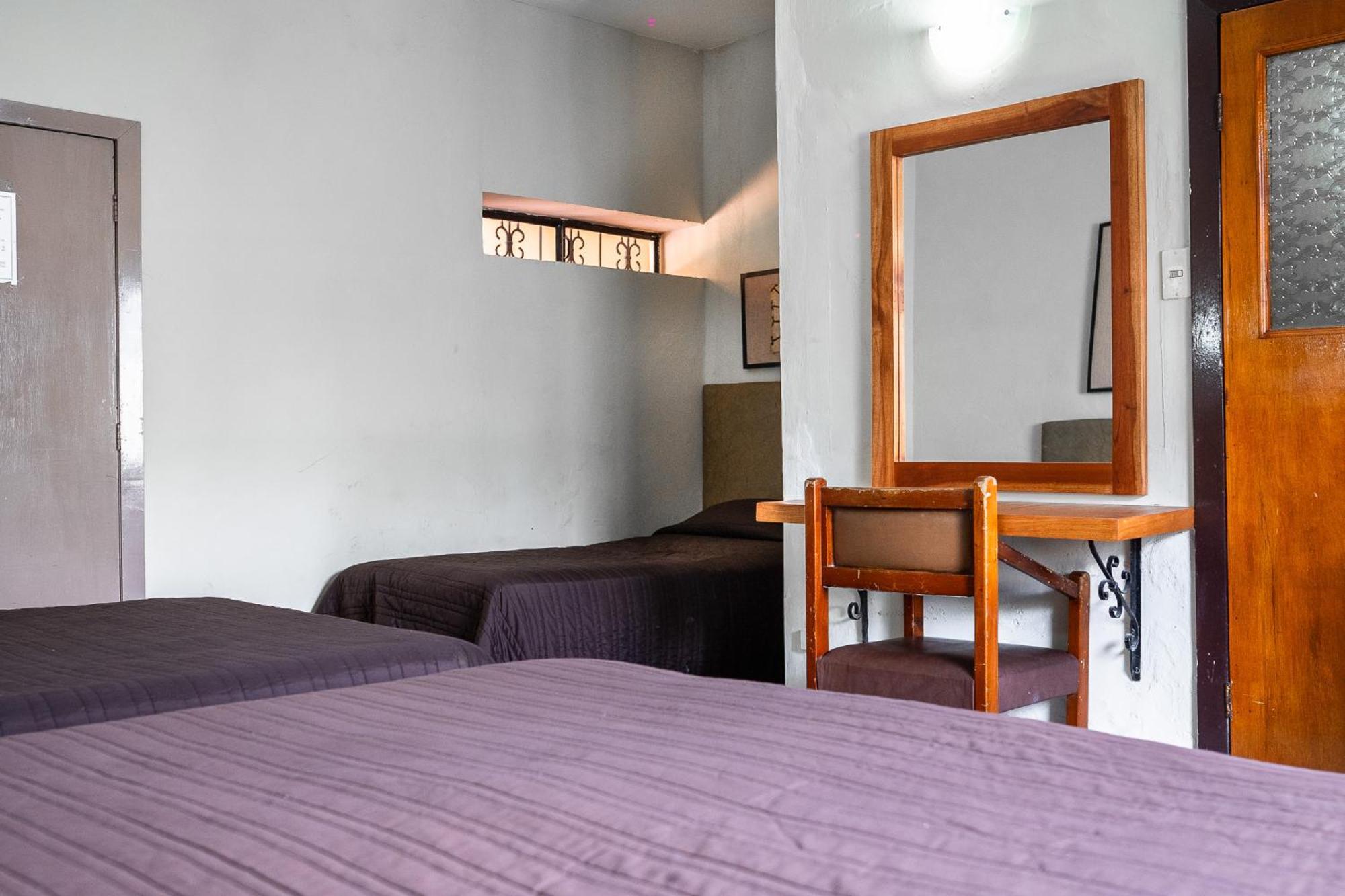 Hotel Maria De La Luz Valladolid  Ngoại thất bức ảnh