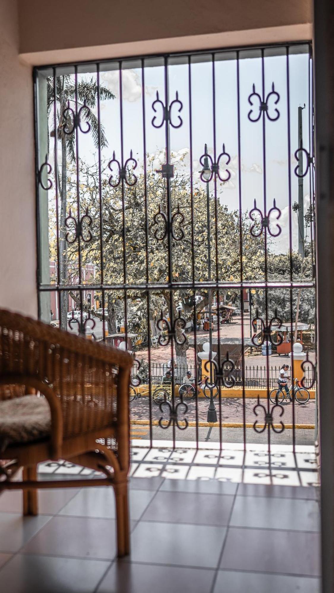 Hotel Maria De La Luz Valladolid  Ngoại thất bức ảnh