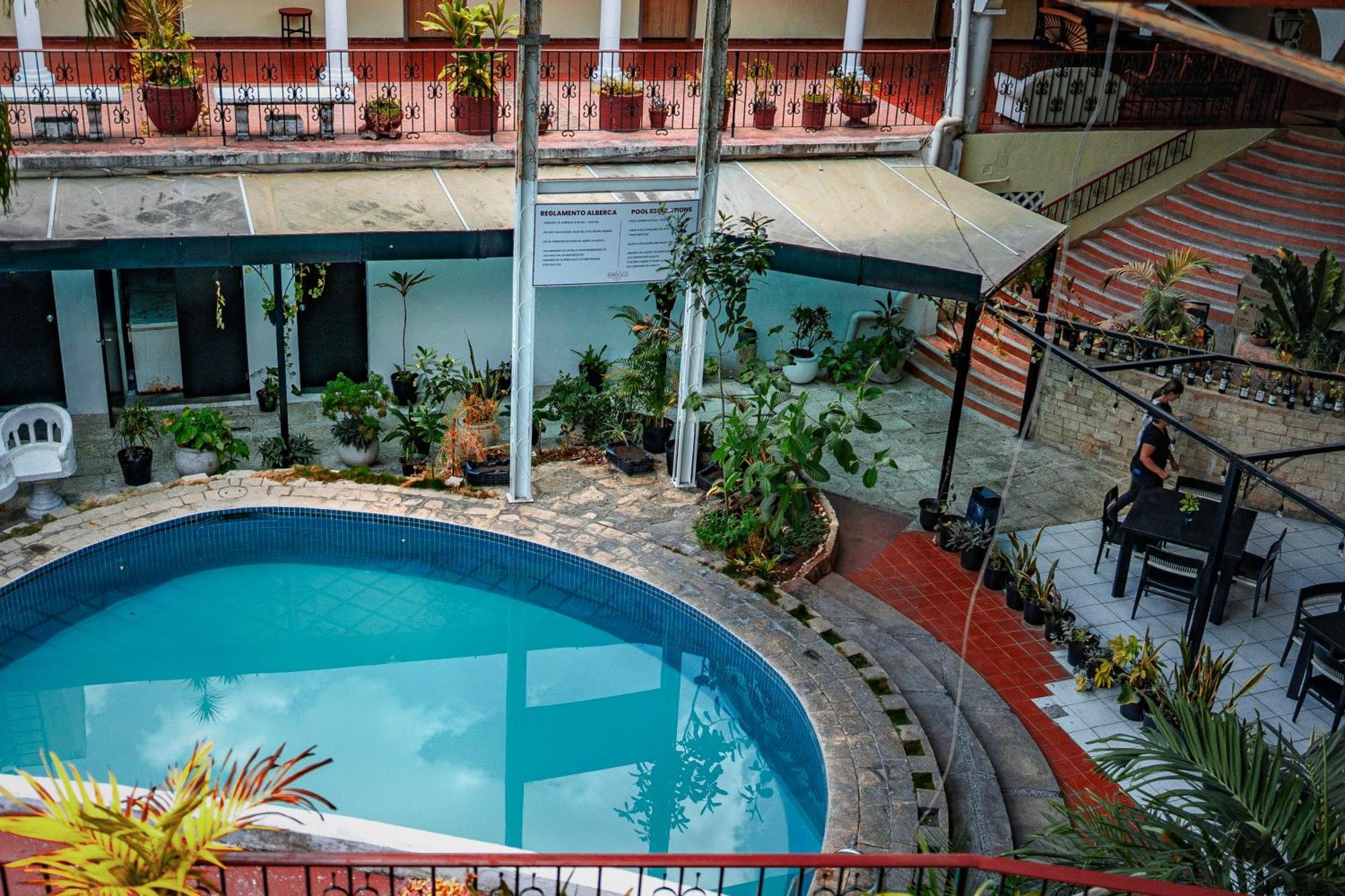 Hotel Maria De La Luz Valladolid  Ngoại thất bức ảnh