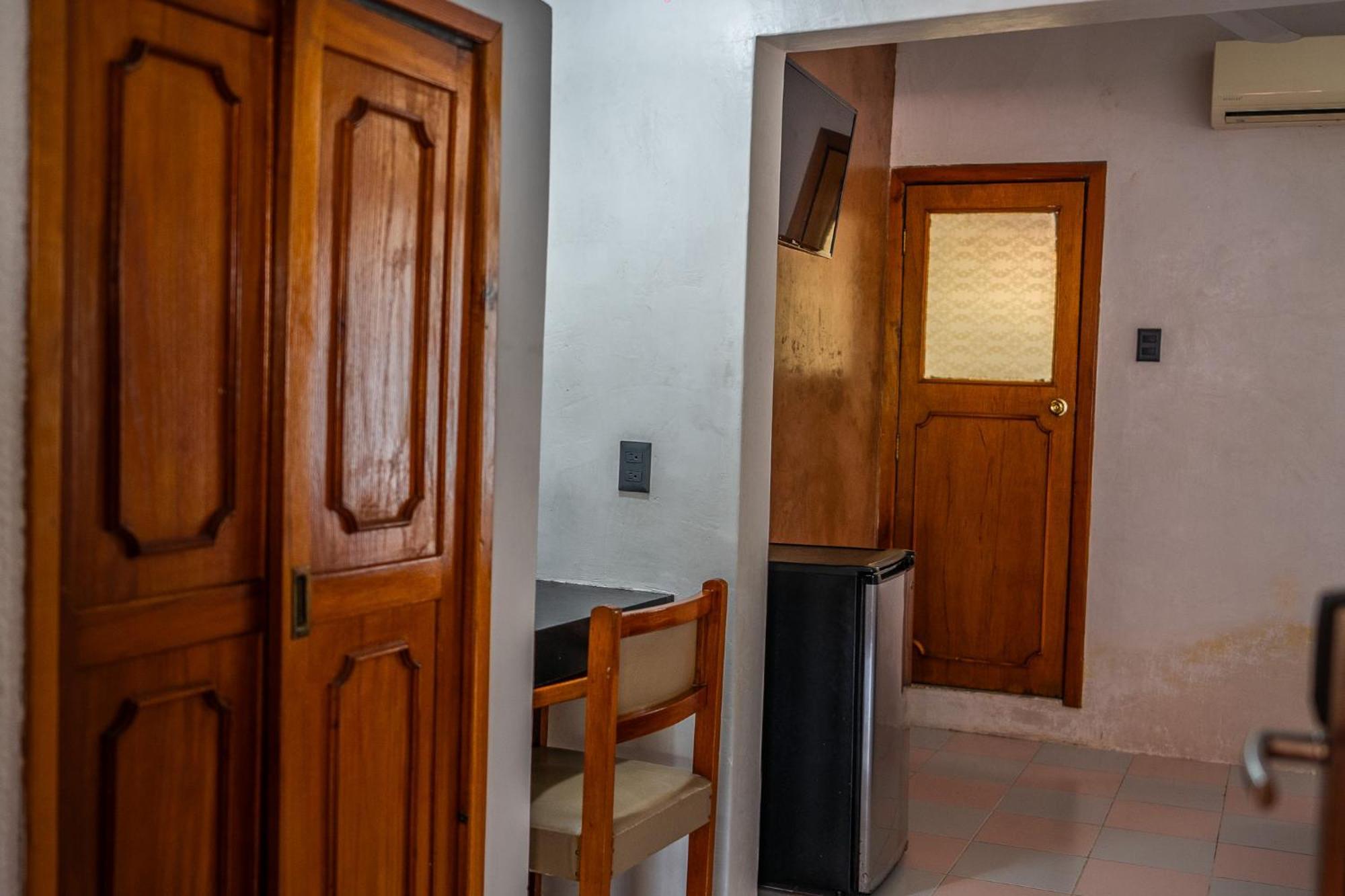 Hotel Maria De La Luz Valladolid  Ngoại thất bức ảnh