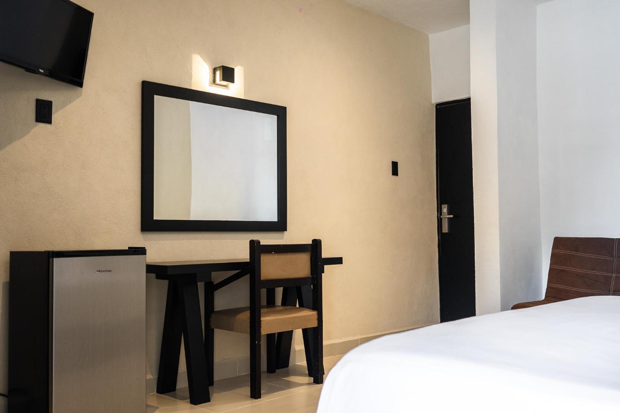 Hotel Maria De La Luz Valladolid  Ngoại thất bức ảnh